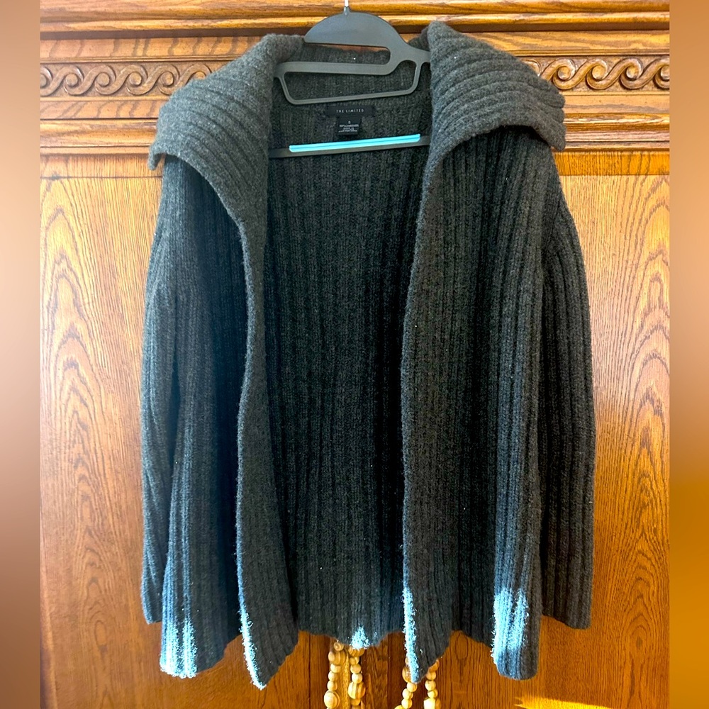 The Limited 100% Lambswool sweater S
